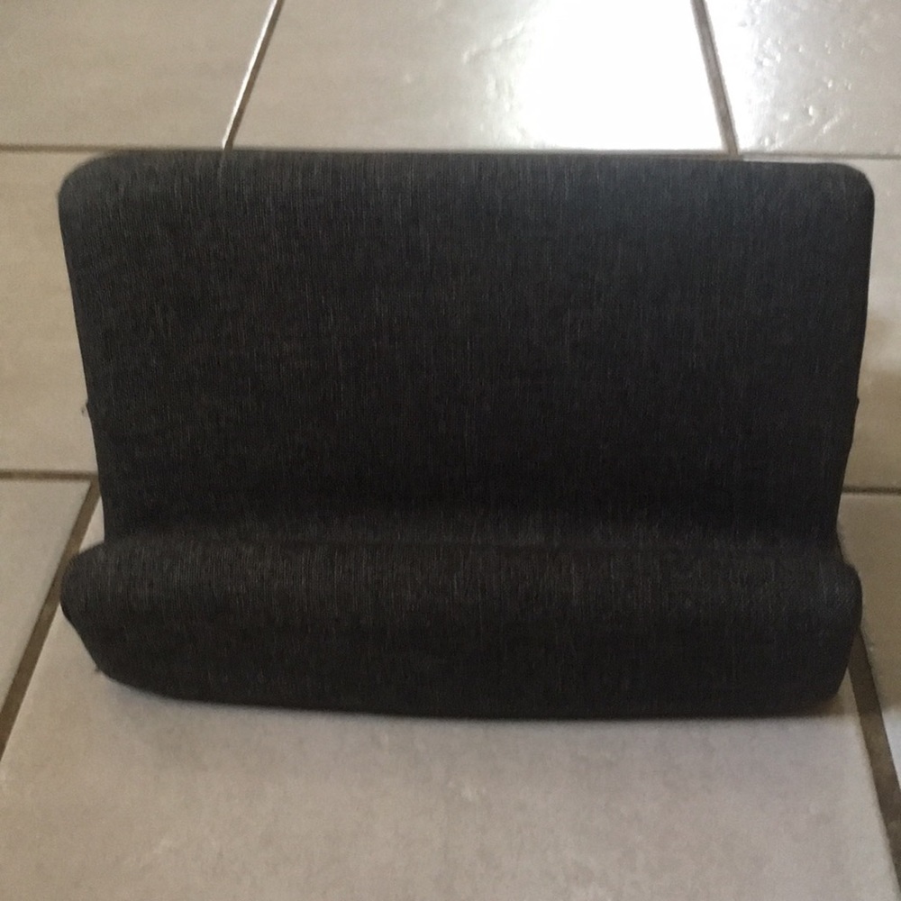 ELECTRONICS HOLDER - Picture 5 of 8